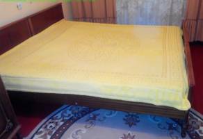 Продам две полуторных кровати с пружинными матрасами. | Стоимость, прайс-листы и цены в городе Энергодар
