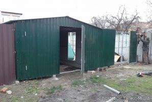 Металлический гараж из профнастила | Стоимость, прайс-листы и цены в городе Валки