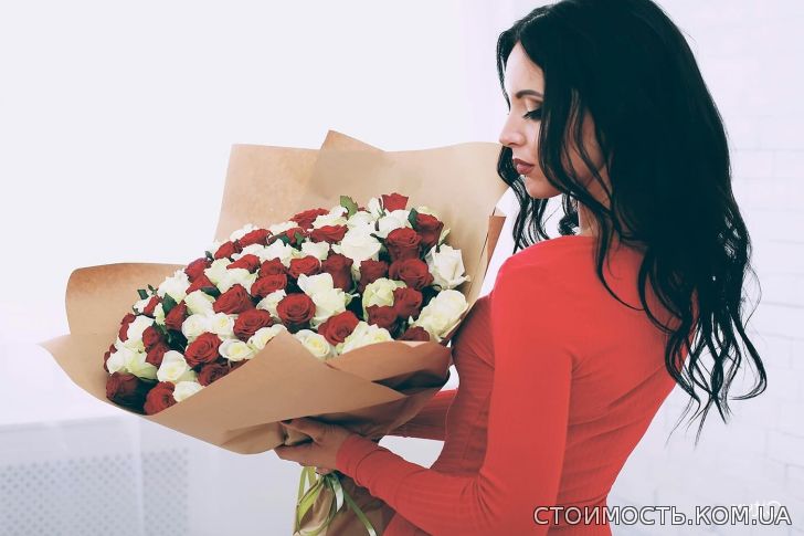 Стоимость товаров и услуг: Первоклассная доставка цветов в Киеве от компании Flowers-Ukraine